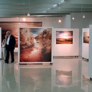 Descubre las mejores galerías de arte en Valencia y déjate sorprender.